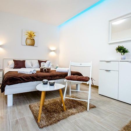 Apartment Nives In The City Center - Free Parking Split Extérieur photo