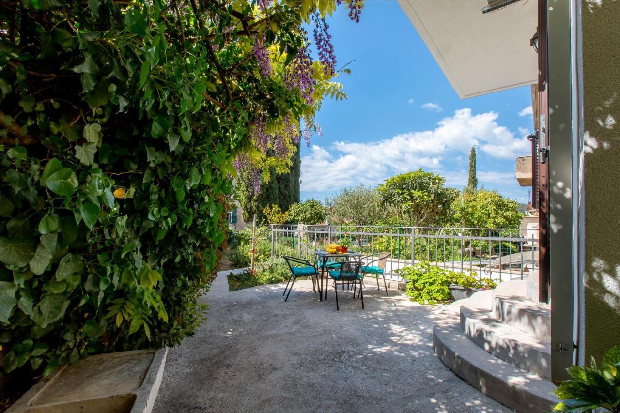 Apartment Nives In The City Center - Free Parking Split Extérieur photo