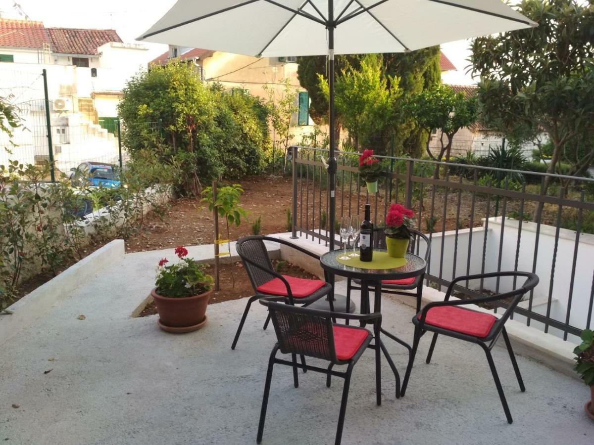 Apartment Nives In The City Center - Free Parking Split Extérieur photo