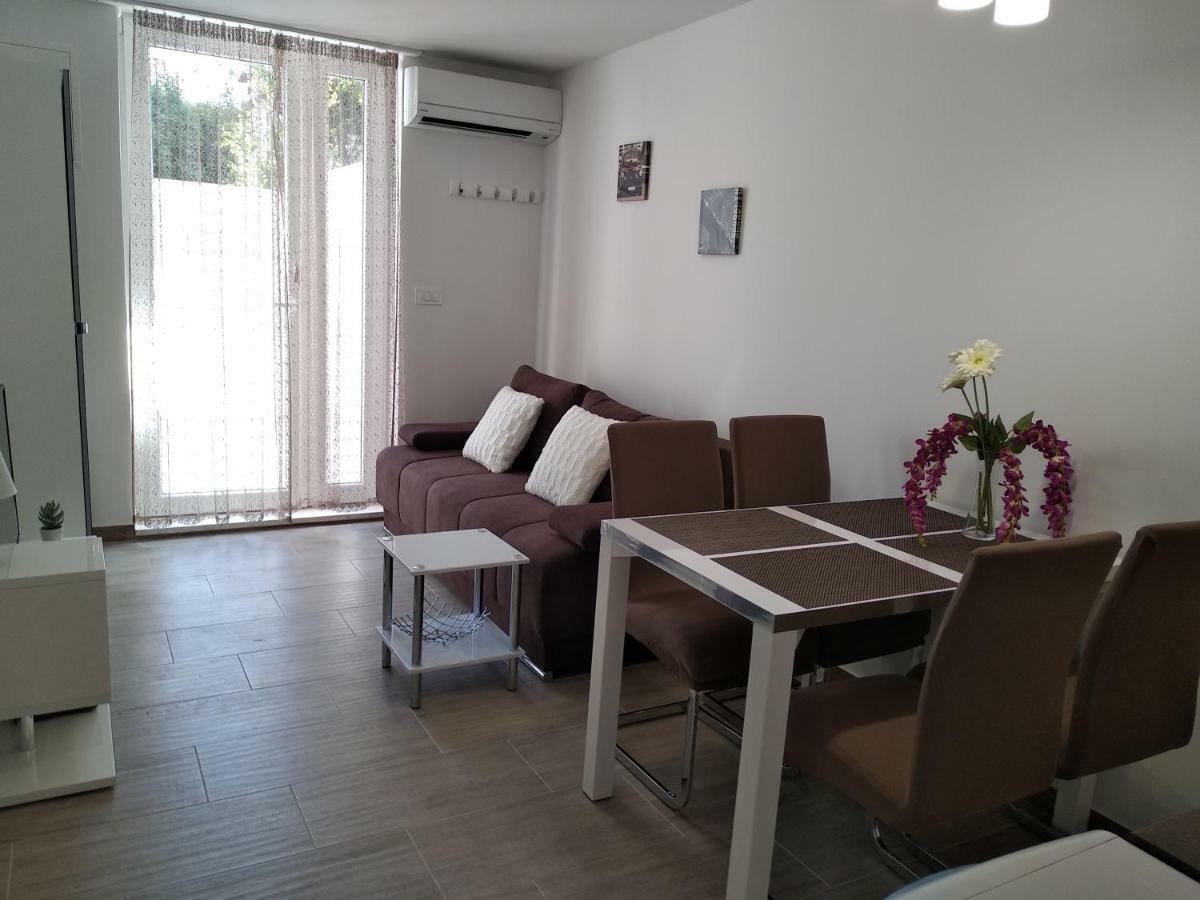 Apartment Nives In The City Center - Free Parking Split Extérieur photo