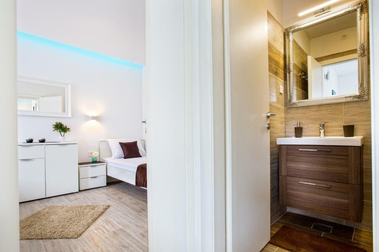 Apartment Nives In The City Center - Free Parking Split Extérieur photo