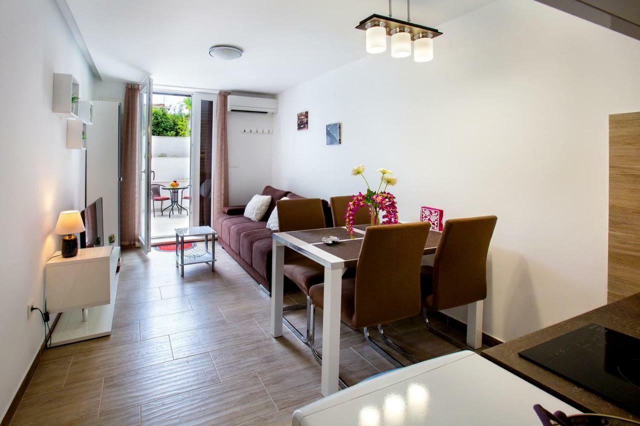 Apartment Nives In The City Center - Free Parking Split Extérieur photo